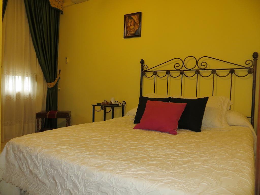 Hostal Restaurante Reina El Tejar Ngoại thất bức ảnh